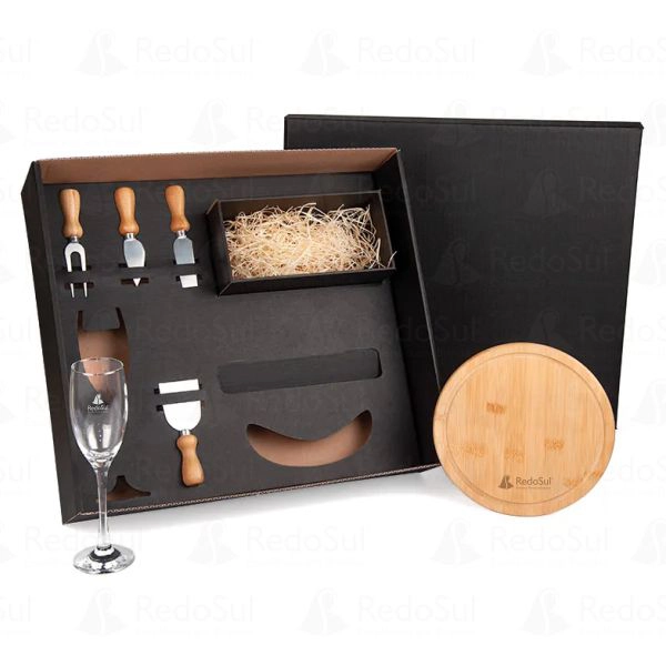 RD 7090025-KIT Queijo Personalizado com tábua e taça de champagne RD 7090025-KIT Queijo Personalizado com tábua e taça de champagne